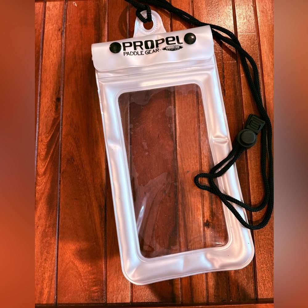 Propel Paddle Gear Clear Waterproof Phone Case - White Pair